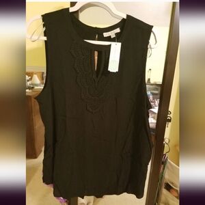 Quin Sleeveless Keyhole Crochet Blouse